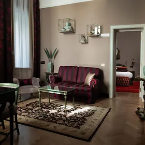 https://grand-hotel-et-de-milan.italymilanhotels.net